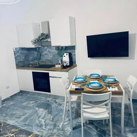Vigi نابولي